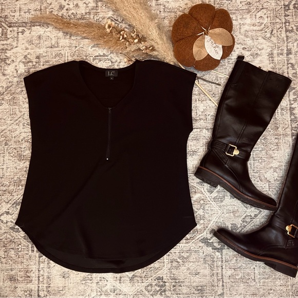 Laura Cruz short sleeve dress shirt with zippered round neck detail size XL - Picture 1 of 8